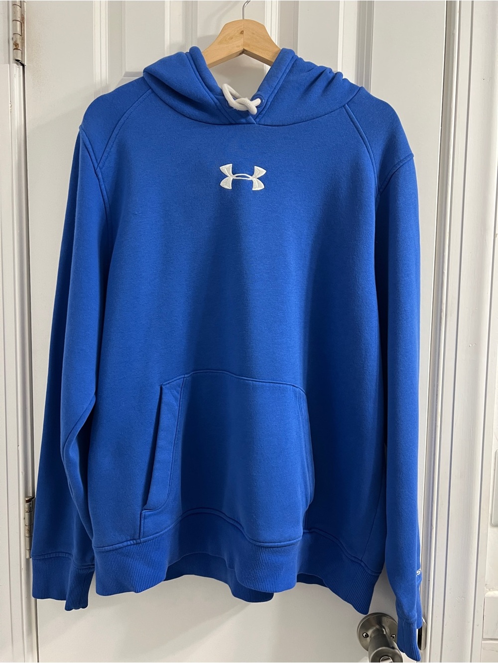 Under Armour Storm Men's Blue Hoodie Pullover Embroidered Logo - Large